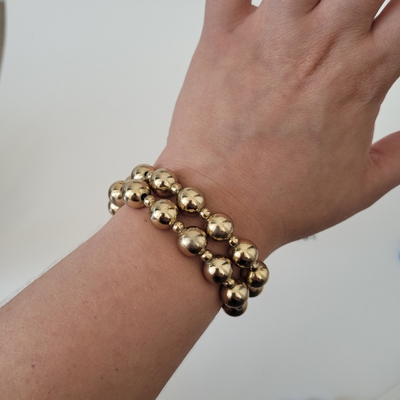 Vintage Monet double strand bracelet with gold tone beads - Picture 3 of 11